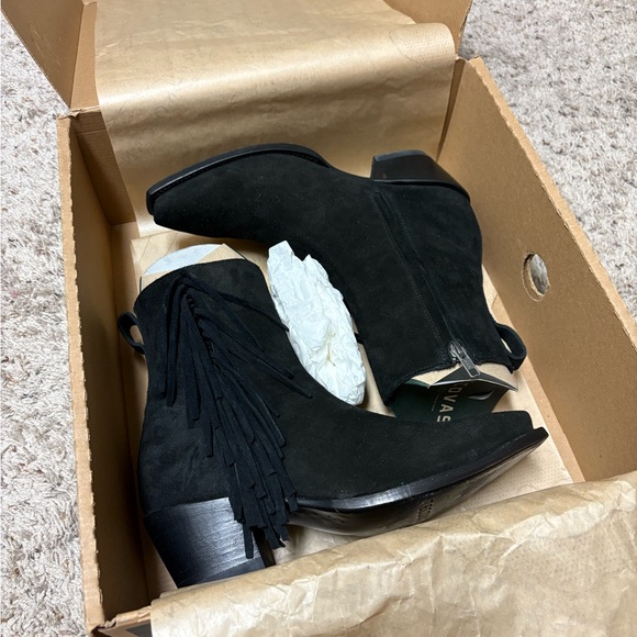 Tecovas “The Georgia” suede fringe booties - Picture 9 of 10